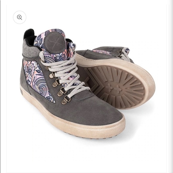 INKKAS Vegan camping boot US WOMENS Size 9/ US MENS size 7. Brand new never worn - Picture 6 of 9